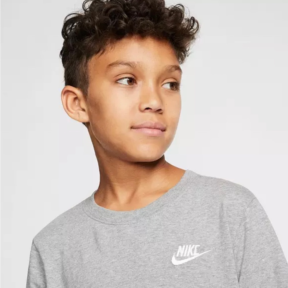 Boys Nike Tee soft embroidered logo cotton‎